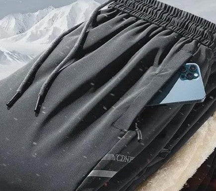 Deeper zippered pockets